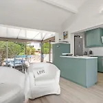 Agachelo Avec Piscine Villa