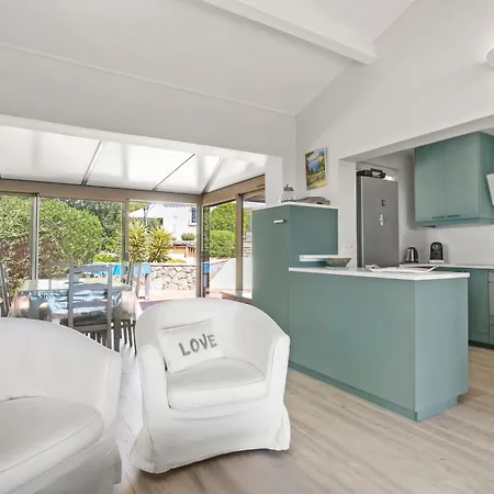 Agachelo Avec Piscine Villa